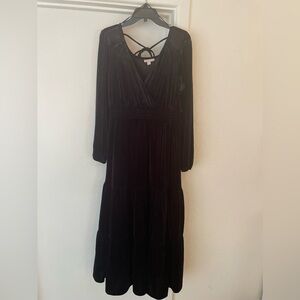 Knox Rose black velvet maxi